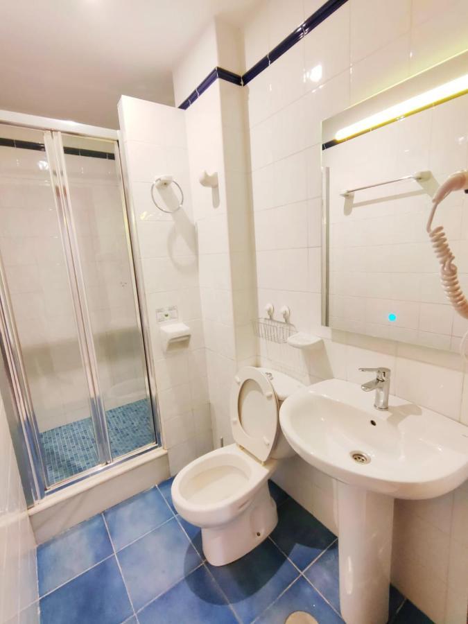 Habitación Doble con baño privado